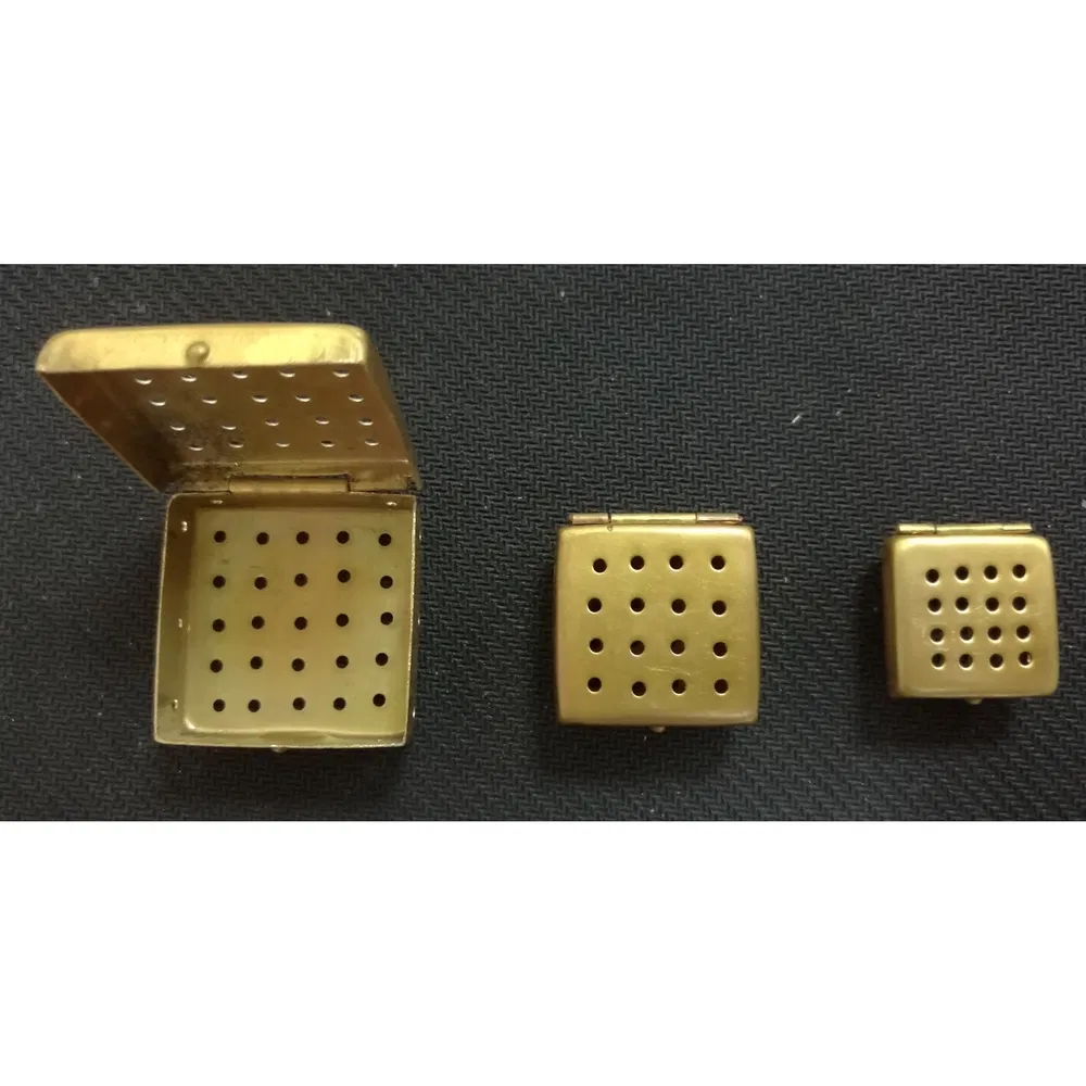 ~!phoenix_varIMG63!~