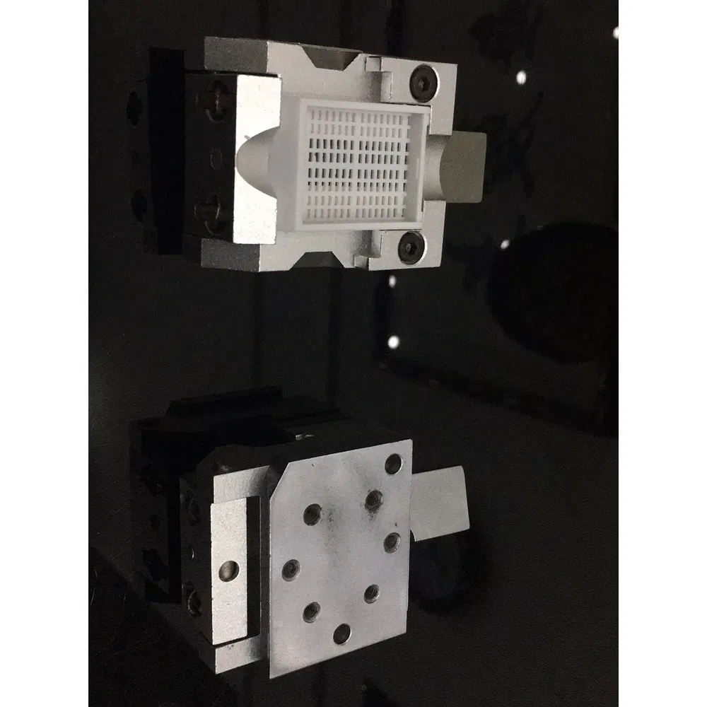 ~!phoenix_varIMG60!~