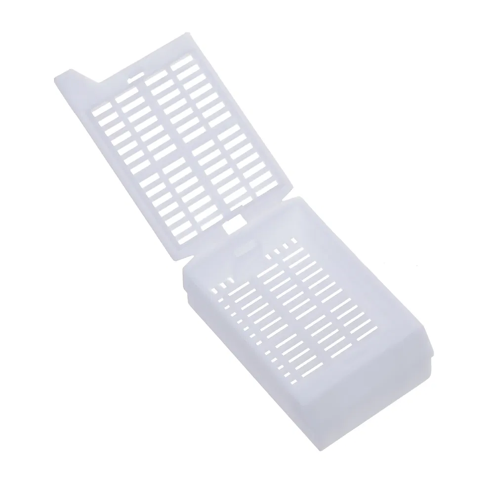 Disposable Laboratory Specimen Biopsy Embedding Cassette Used for Hospital Pathology Tissue Analysis 