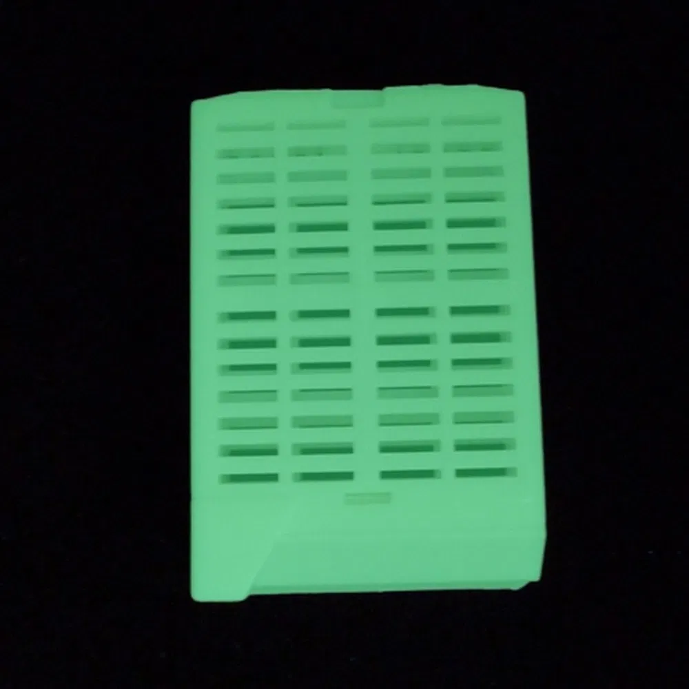 Disposable Laboratory Specimen Biopsy Embedding Cassette Used for Hospital Pathology Tissue Analysis 